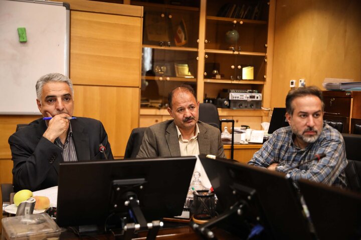 نشست 18 شهریور کمیسیون صنایع