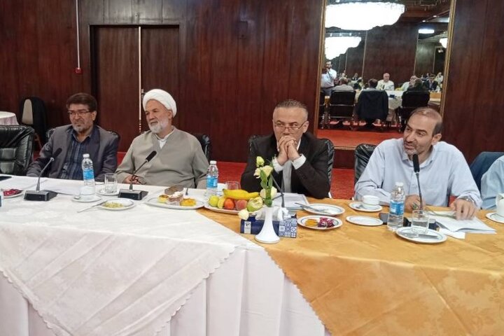 نشست فوق‌العاده کمیسیون امور داخلی کشور و شوراهای مجلس در مشهد