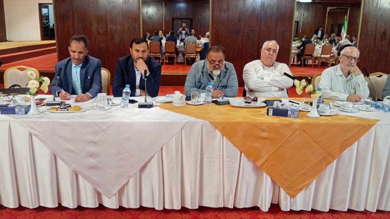 رسیدگی اعضای کمیسیون شوراهای مجلس به طرح جامع مدیریت شهری و روستایی/جوکار؛ طرح جامع مدیریت شهری و روستایی بار مالی دولت را کاهش می دهد