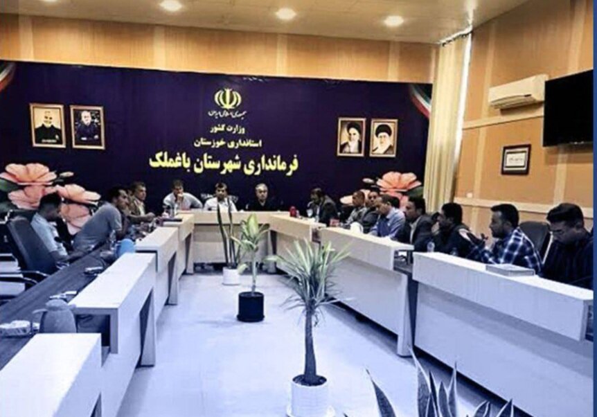 ابراهیمپور: بررسی مشکلات میداوود و تسریع پروژههای راهسازی در دستور کار قرار گرفت/ پروژههای عمرانی ایذه با پیگیری مستمر سرعت میگیرد