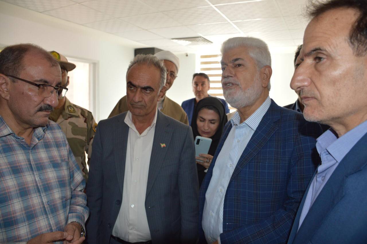 پیگیری رئیس کمیسیون بهداشت برای رفع مشکلات پایگاه اورژانس روستای دیم قشلاق و تامین پرستار شرکتی و تختهای آیسییو و سیسییو برای روستای گریک و بیمارستان پلدشت