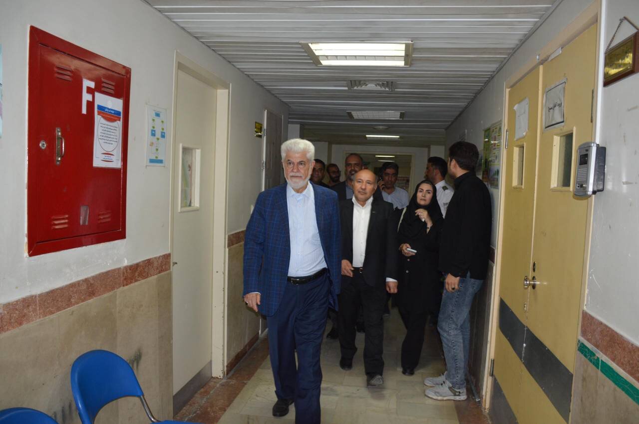 پیگیری رئیس کمیسیون بهداشت برای رفع مشکلات پایگاه اورژانس روستای دیم قشلاق و تامین پرستار شرکتی و تختهای آیسییو و سیسییو برای روستای گریک و بیمارستان پلدشت