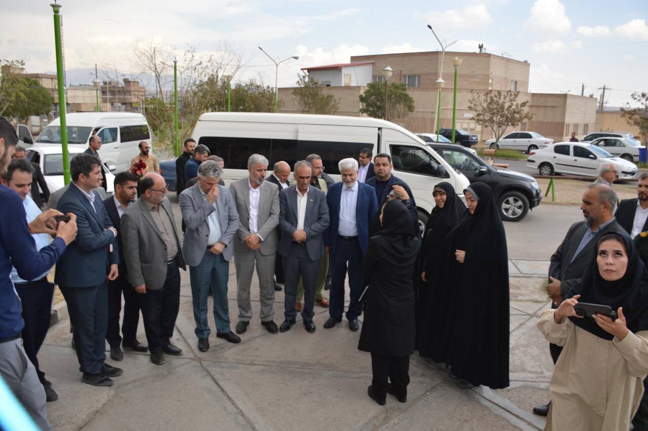 پیگیری رئیس کمیسیون بهداشت برای رفع مشکلات پایگاه اورژانس روستای دیم قشلاق و تامین پرستار شرکتی و تختهای آیسییو و سیسییو برای روستای گریک و بیمارستان پلدشت