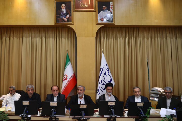 نشست شنبه 22 شهریور کمیسیون امنیت ملی با حضور عراقچی وزیر امور خارجه