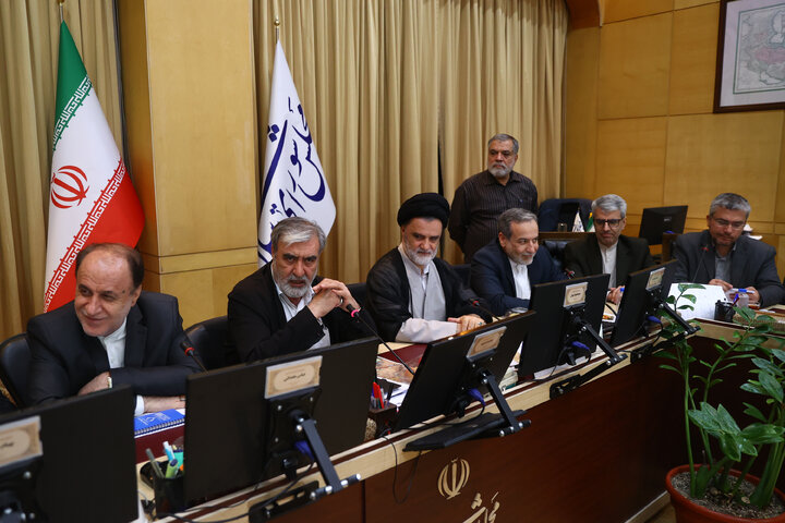 نشست شنبه 22 شهریور کمیسیون امنیت ملی با حضور عراقچی وزیر امور خارجه