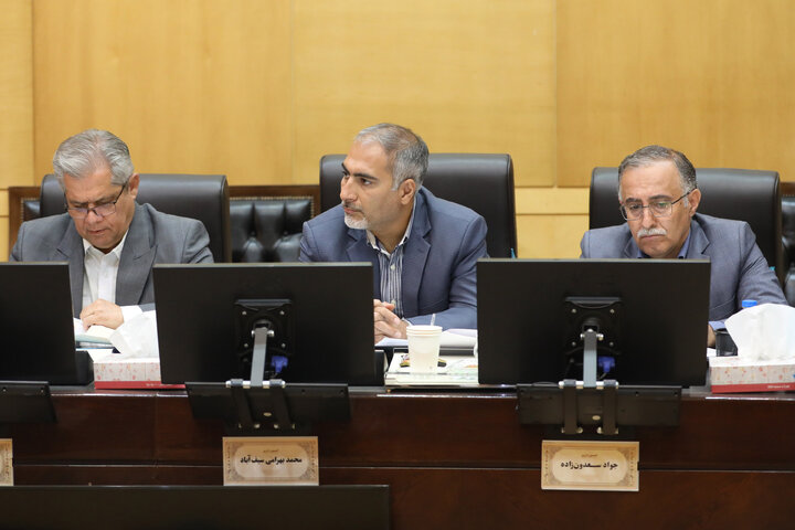 نشست کمیسیون انرژی با مسئولان ذیصلاح ور وزارتخانه نفت و نیرو