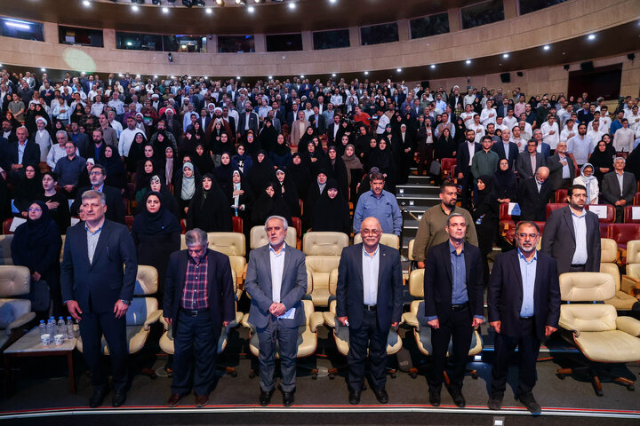 آیین رونمایی از مجموعه ۳۰ جلدی استعمارشناسی ایرانی با حضور دکتر قالیباف
