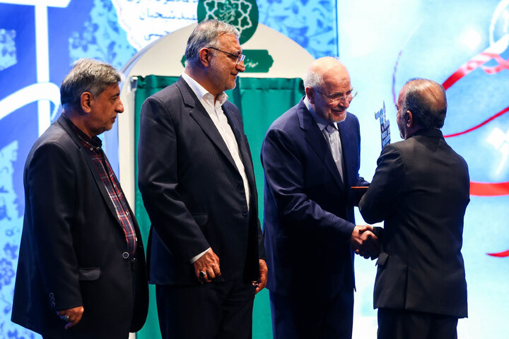 آیین رونمایی از مجموعه ۳۰ جلدی استعمارشناسی ایرانی با حضور دکتر قالیباف