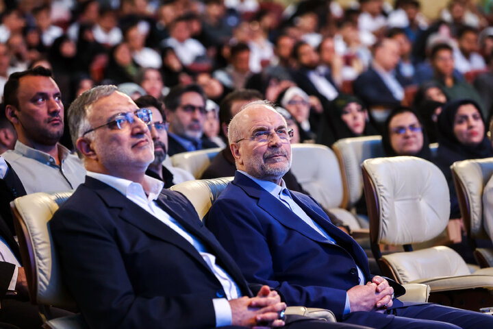 آیین رونمایی از مجموعه ۳۰ جلدی استعمارشناسی ایرانی با حضور دکتر قالیباف