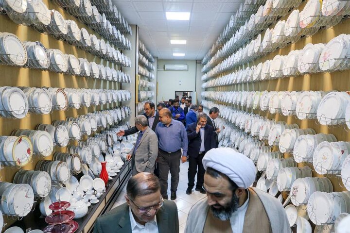 بازدید اعضای کمیسیون آیین نامه مجلس از شرکت‌های فناور مستقر در پارک علم و فناوری خراسان رضوی