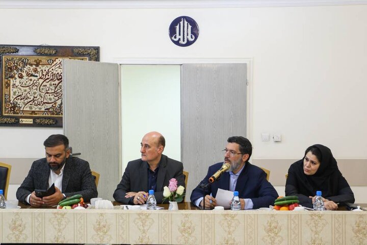 بازدید اعضای کمیسیون آیین نامه مجلس از شرکت‌های فناور مستقر در پارک علم و فناوری خراسان رضوی