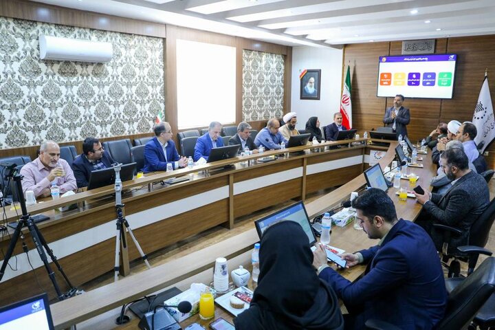 بازدید اعضای کمیسیون آیین نامه مجلس از شرکت‌های فناور مستقر در پارک علم و فناوری خراسان رضوی