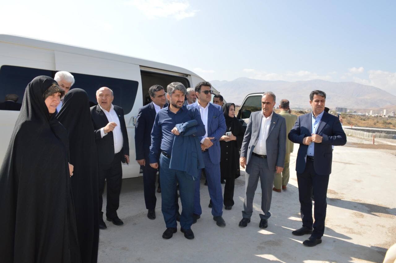 روایتی از حضور میدانی اعضای کمیسیون بهداشت مجلس به آذربایجان غربی؛ عزم جدی برای ارتقاء سلامت در روستاهای صفر مرزی