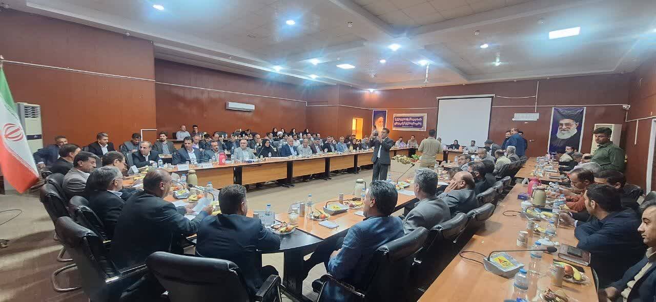 ۴۵۰ میلیارد تومان اعتبار برای رفع مشکلات شهرستانهای جنوبی ایلام اختصاص یافت/ مصوبات سفر نظارتی تا پایان سال عملیاتی میشود