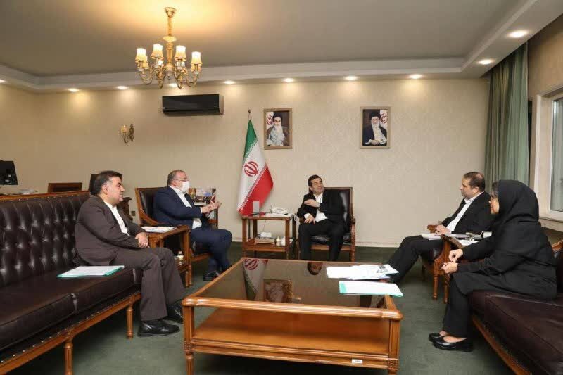 نشست سید فرید موسوی نماینده مراغه و عجب شیر با وزیر ورزش و جوانان/ اخذ دستورات لازم برای توسعه ورزش حوزه انتخابیه