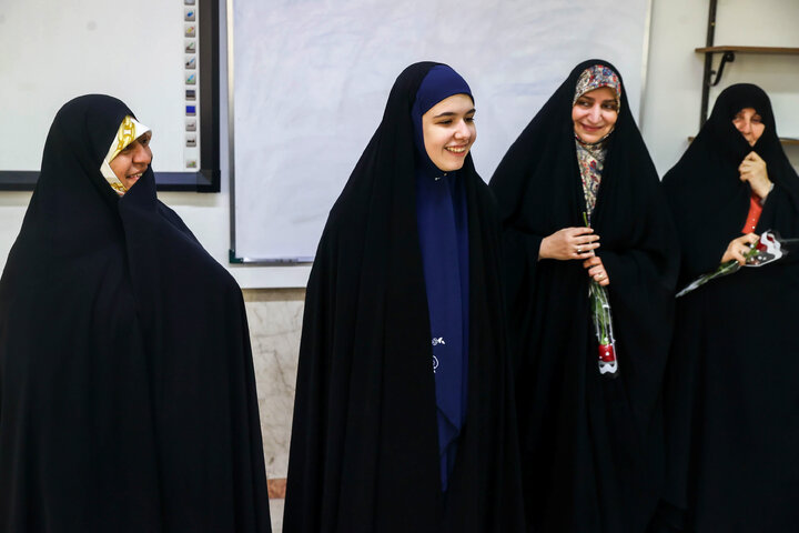 حضور دکتر قالیباف در مدرسه دخترانه فاطمیون تهران به مناسبت آغاز سال تحصیلی جدید