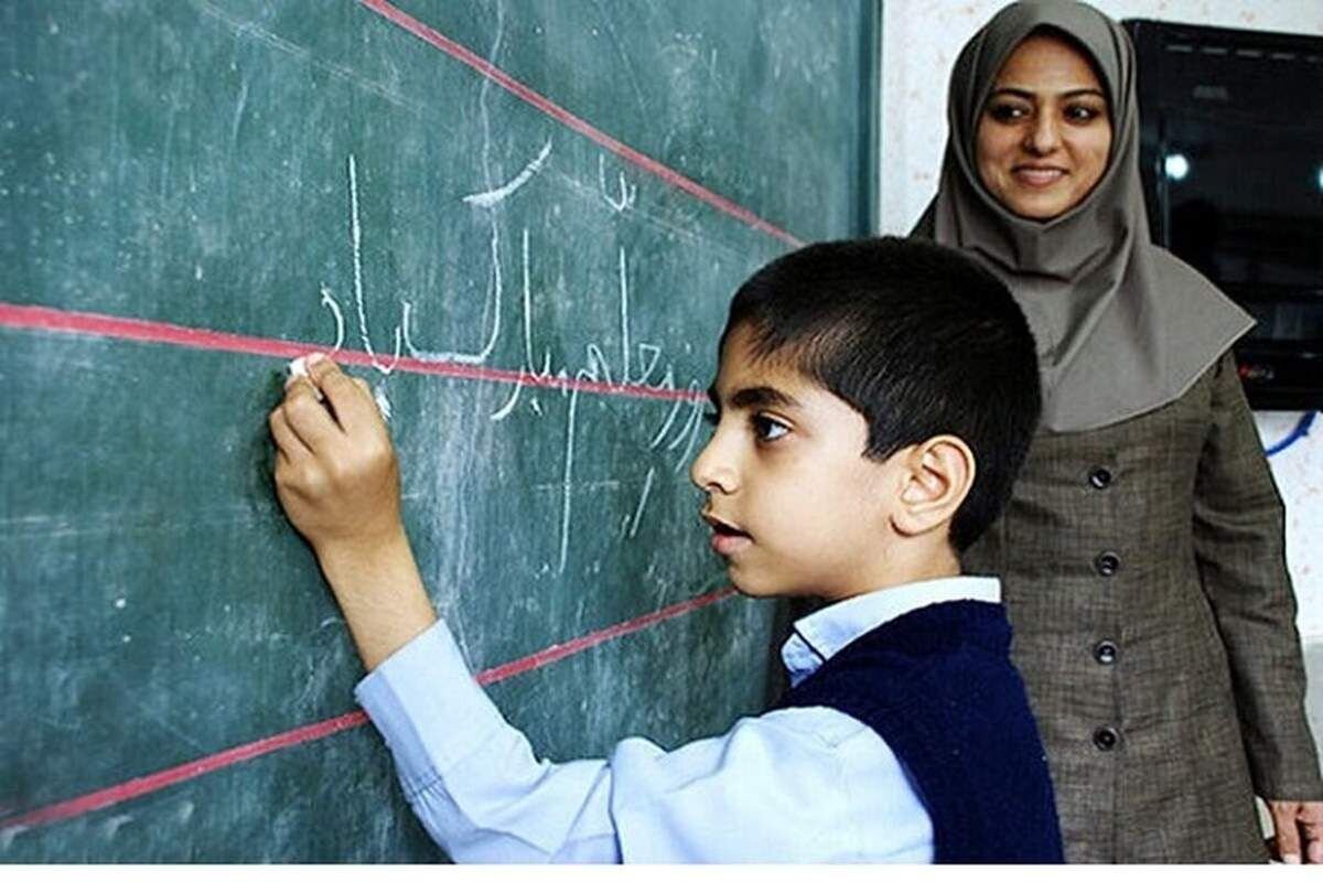 تأخیر در اعلام نتایج آزمون استخدامی معلمان به دلیل شرایط ویژه کشور/ حقوق داوطلبان محفوظ است