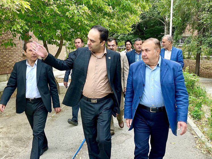 بازدید "نوین" از آموزشکده دانشگاه ملی مهارت/ تذکر به وزیر علوم؛ امکانات این دانشگاه ملی در شأن دانشجویان نیست
