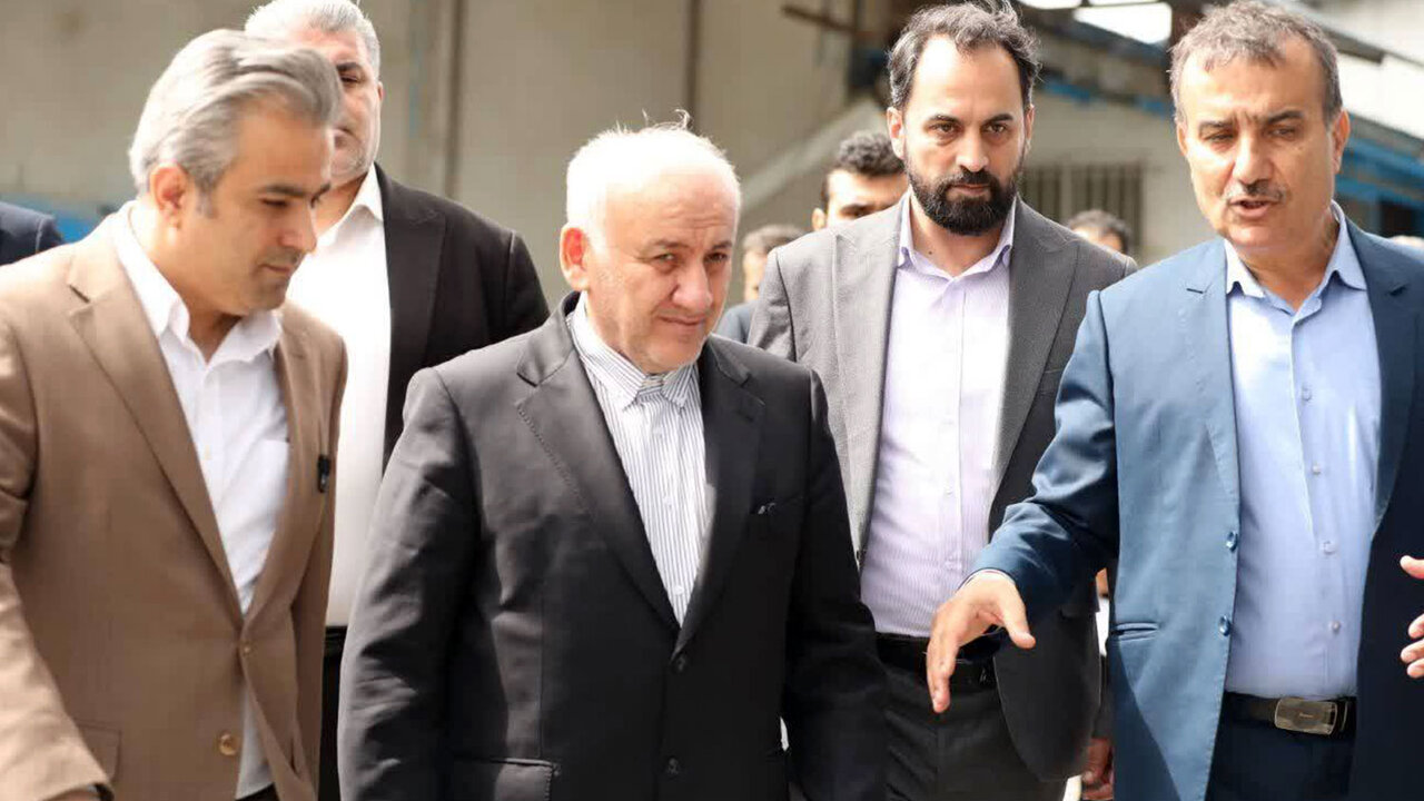 بازدید کشوری از پروژههای ورزشی و صنعتی جویبار و قائمشهر/تأکید بر حمایت جدی از تولید و توسعه زیرساختهای صنعتی استان