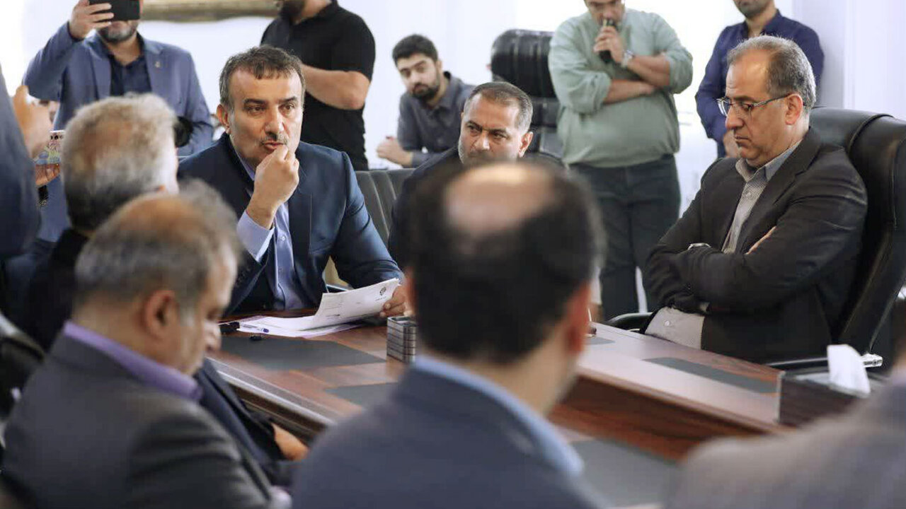 بازدید کشوری از پروژههای ورزشی و صنعتی جویبار و قائمشهر/تأکید بر حمایت جدی از تولید و توسعه زیرساختهای صنعتی استان