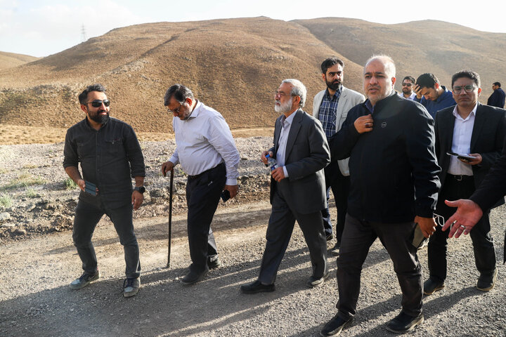 بازدید میدانی جمعی از اعضای مجمع نمایندگان تهران از پروژه‌های عمرانی و زیربنایی شهرستان شمیرانات