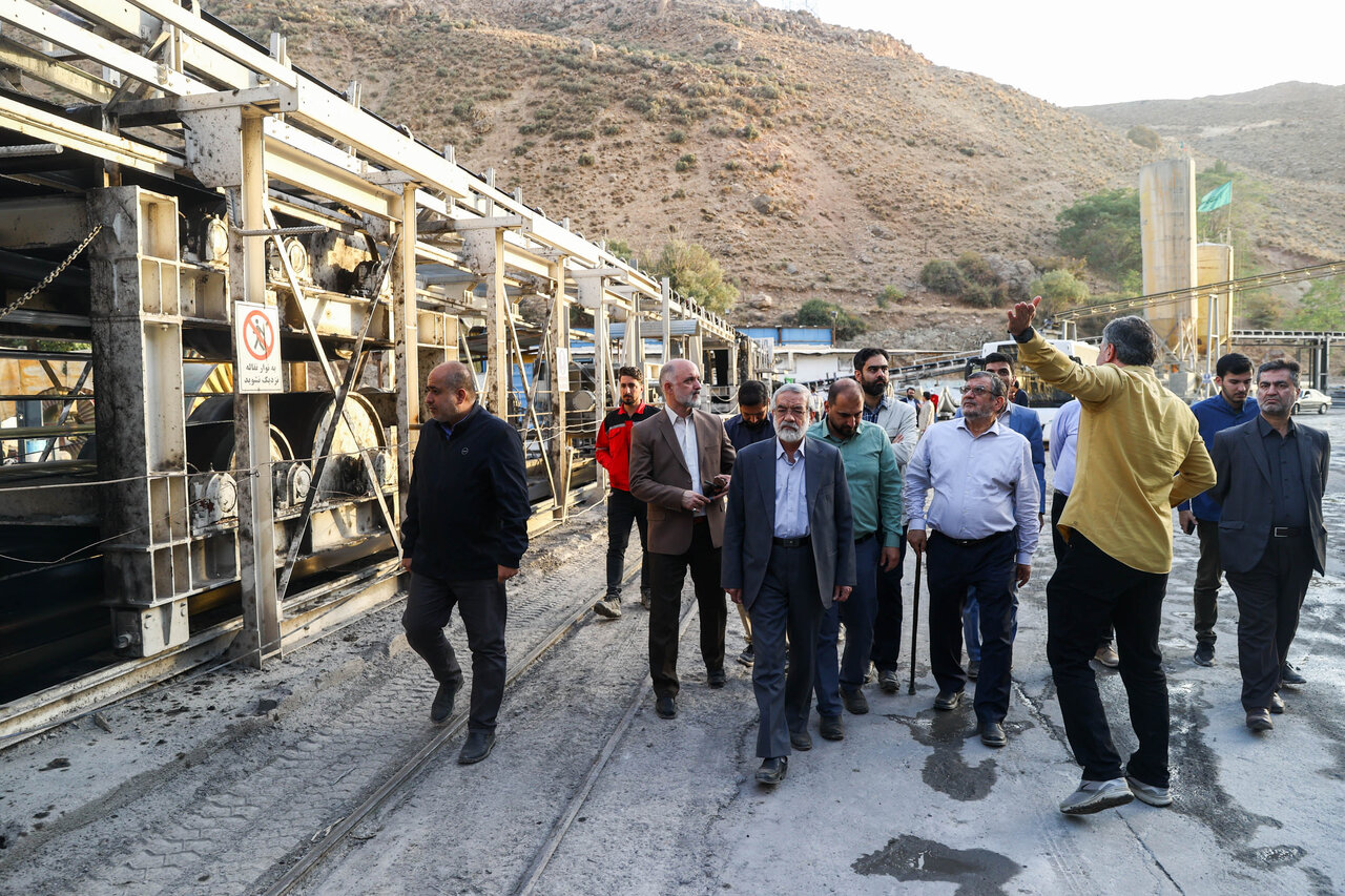 بازدید میدانی نمایندگان تهران از پروژههای عمرانی شمیرانات/ پیگیری تکمیل محورهای ارتباطی، تصفیهخانه فاضلاب و طرح علاجبخشی سد لار