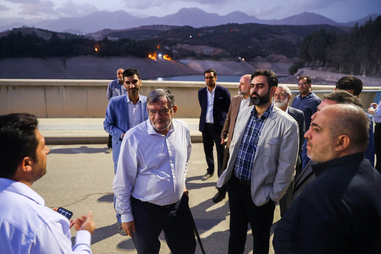 بازدید میدانی نمایندگان تهران از پروژههای عمرانی شمیرانات/ پیگیری تکمیل محورهای ارتباطی، تصفیهخانه فاضلاب و طرح علاجبخشی سد لار