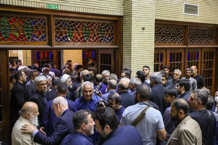 مراسم ختم مادر حداد عادل