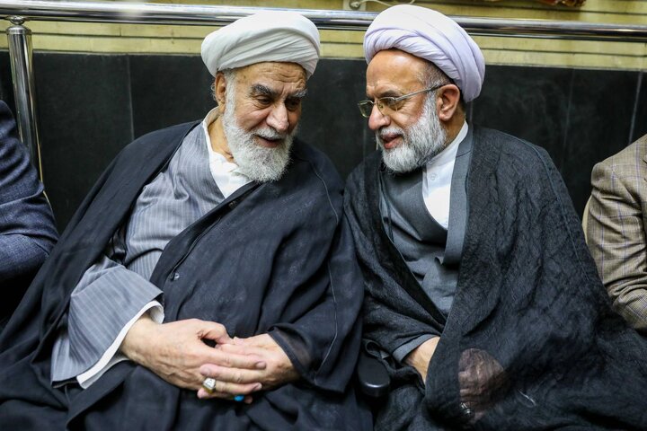 مراسم ختم مادر حداد عادل