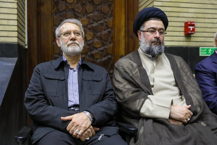 مراسم ختم مادر حداد عادل - حجت‌الاسلام سیدیاسر خمینی، علی لاریجانی