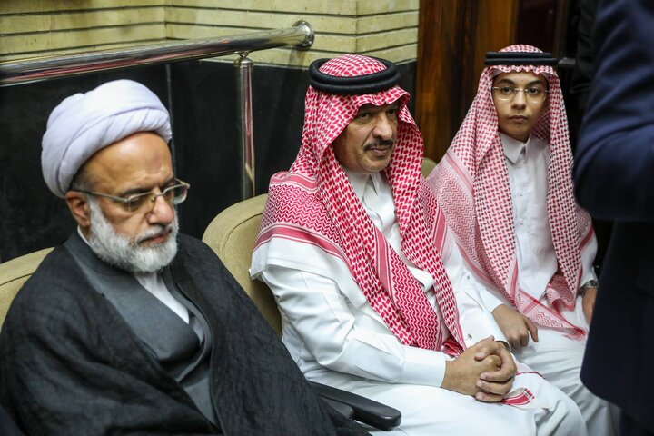 مراسم ختم مادر حداد عادل - عبدالله العنزی، سفیر عربستان سعودی در تهران