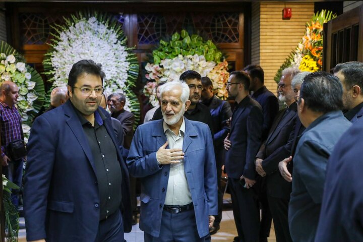 مراسم ختم مادر حداد عادل - پرویز سروری