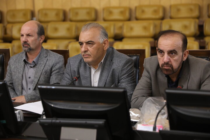 نشست بررسی مشکلات اراضی لوسانات