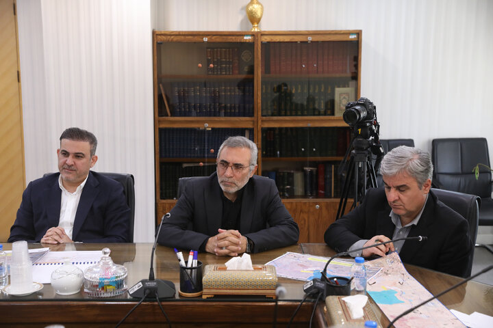 نشست بررسی و رفع مشکلات احداث آزادراه تهران- پاکدشت با حضور نیکزاد