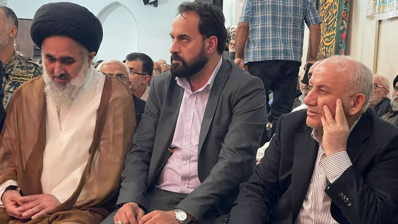 حضور کشوری در مراسم گرامیداشت مقام شهدا در روستای قراخیل