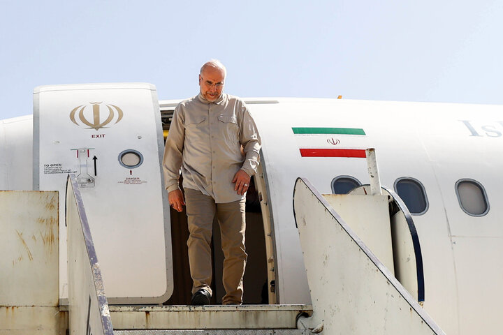 استقبال از دکتر قالیباف در بدو ورود به استان سمنان