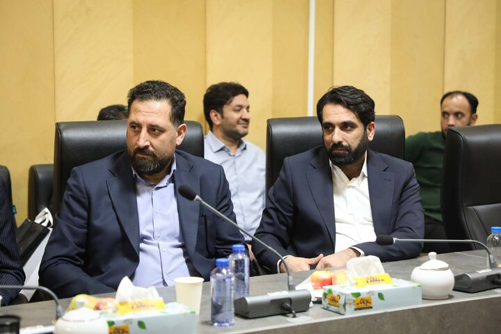 نشست فراکسیون ورزش با حضور اعضای هیئت مدیره باشگاه پرسپولیس