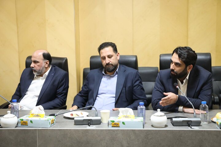 نشست فراکسیون ورزش با حضور اعضای هیئت مدیره باشگاه پرسپولیس