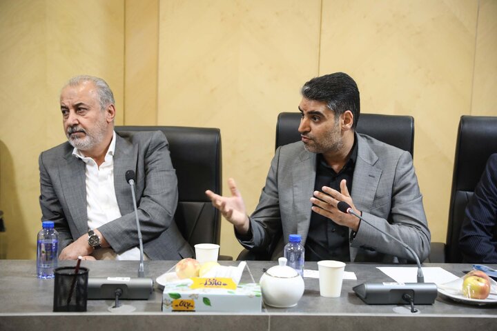 نشست فراکسیون ورزش با حضور اعضای هیئت مدیره باشگاه پرسپولیس