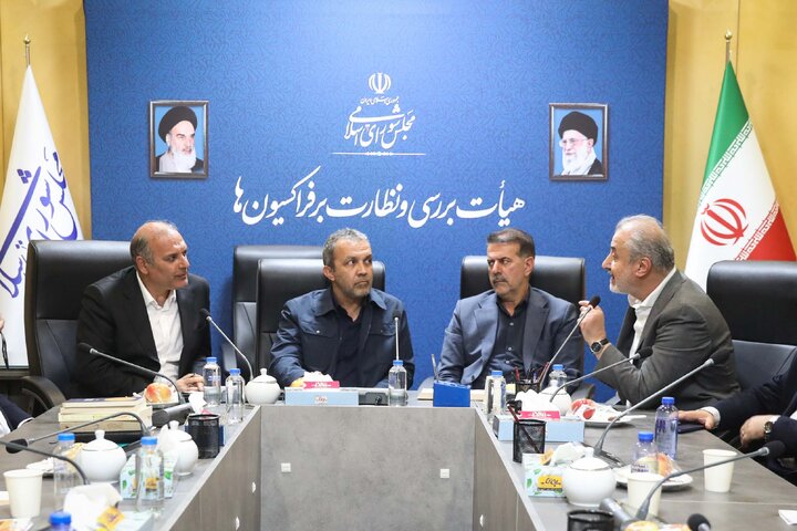 نشست فراکسیون ورزش با حضور اعضای هیئت مدیره باشگاه پرسپولیس