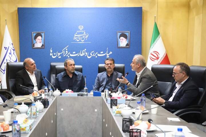 نشست فراکسیون ورزش با حضور اعضای هیئت مدیره باشگاه پرسپولیس