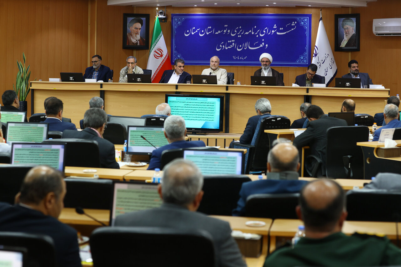 سمنان پیشتاز حل ناترازی انرژی در کشور است/ منعی برای ورود طلا و ارز به کشور وجود ندارد