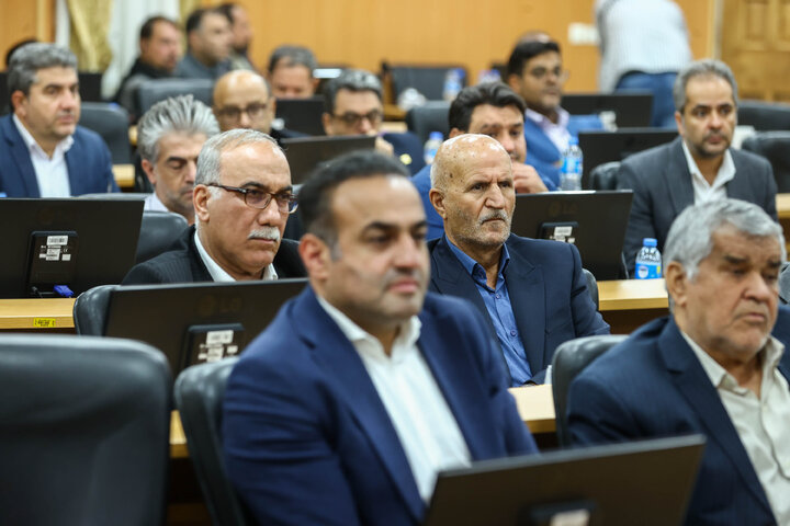 نشست شورای برنامه‌ریزی و توسعه استان سمنان و فعالان اقتصادی با حضور دکتر قالیباف