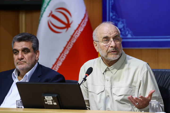 نشست شورای برنامه‌ریزی و توسعه استان سمنان و فعالان اقتصادی با حضور دکتر قالیباف