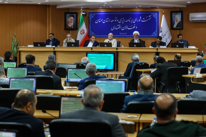 نشست شورای برنامه‌ریزی و توسعه استان سمنان و فعالان اقتصادی با حضور دکتر قالیباف