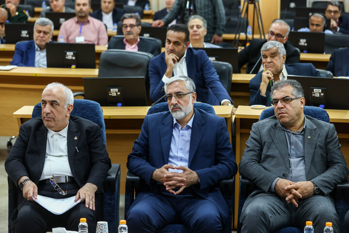 نشست شورای برنامه‌ریزی و توسعه استان سمنان و فعالان اقتصادی با حضور دکتر قالیباف
