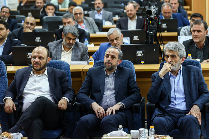 نشست شورای برنامه‌ریزی و توسعه استان سمنان و فعالان اقتصادی با حضور دکتر قالیباف