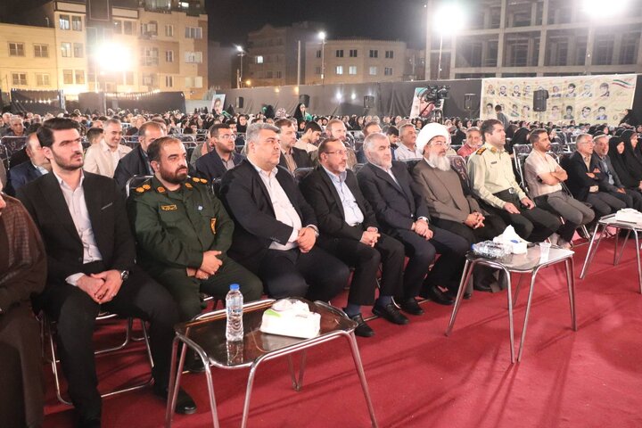 علی نیکزاد نایب رئیس مجلس شورای اسلامی، در کنگره شهدای شهرستان ساوجبلاغ شرکت کرد
