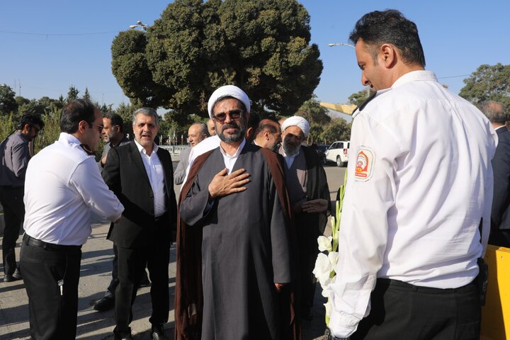 حضور کمیسیون فرهنگی مجلس شورای اسلامی در گلزار شهدای قزوین