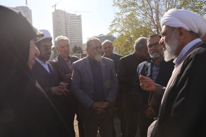 بازدید کمیسیون فرهنگی از روند ساخت تالار شهر قزوین و استادیوم ۶ هزار نفری سردار آزادگان